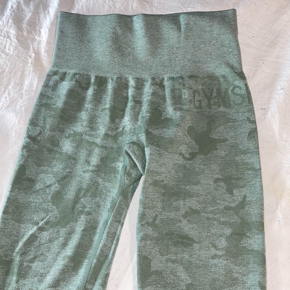 2 gymshark camo seamless sets - purple and green - Picture 9 of 16